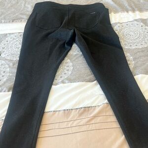 DNKY Jeans Black Textured Ponte Leggings Pants